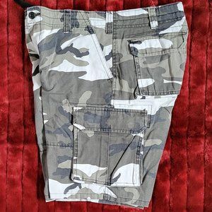 Camo Cargo Shorts - Waist 31 to 35